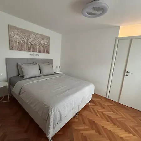 Bonaca Apartment *